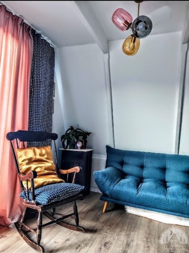 Screenshot_2024-03-04-22-23-45-810_com.google.android.apps_.photos