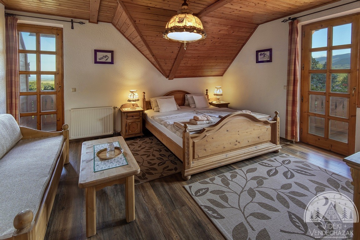 Hanga-vendeghaz-Kekes-1-IMG_2016